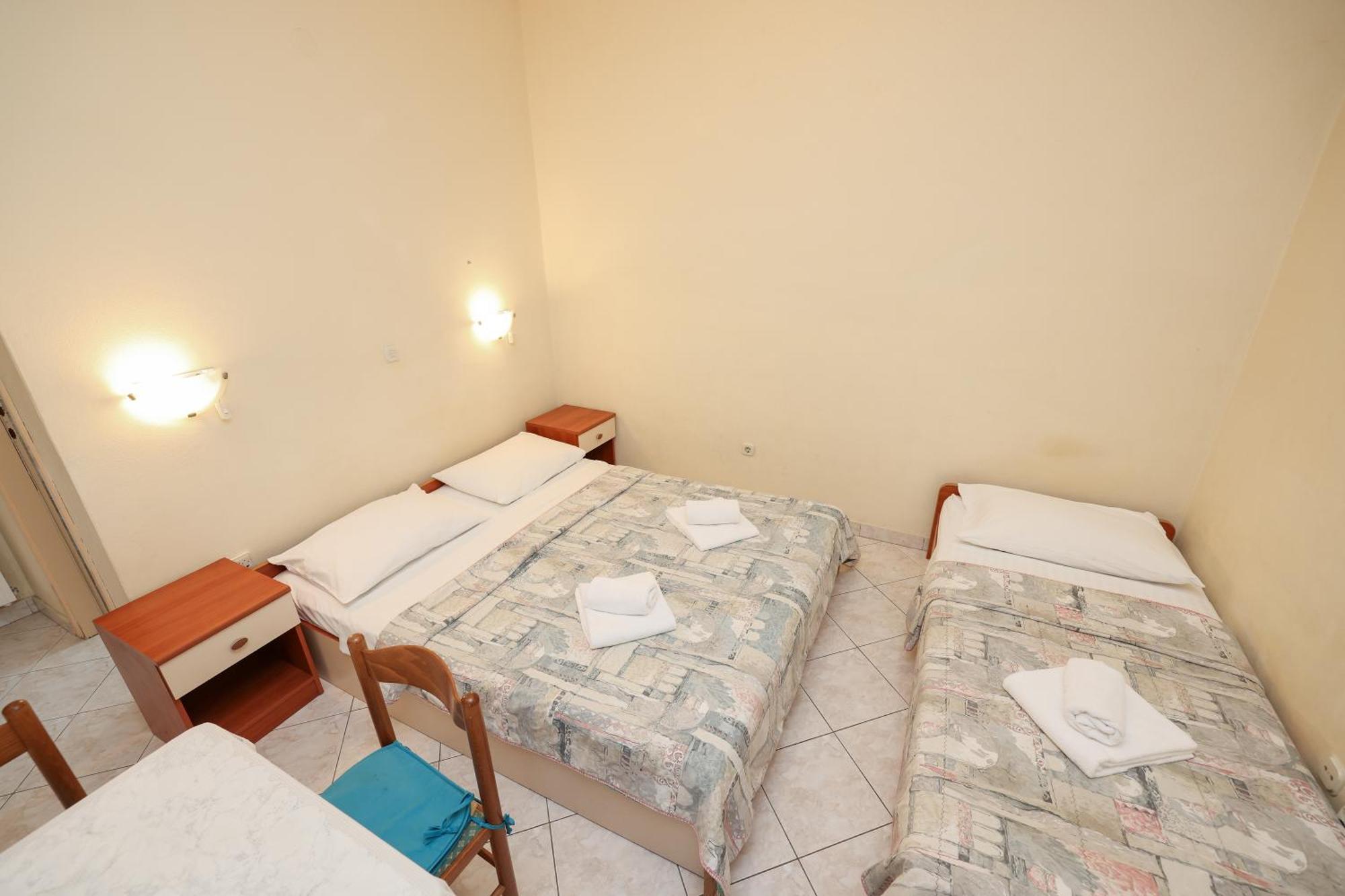 Beachfront Apartments Jermen Sukošan Kültér fotó