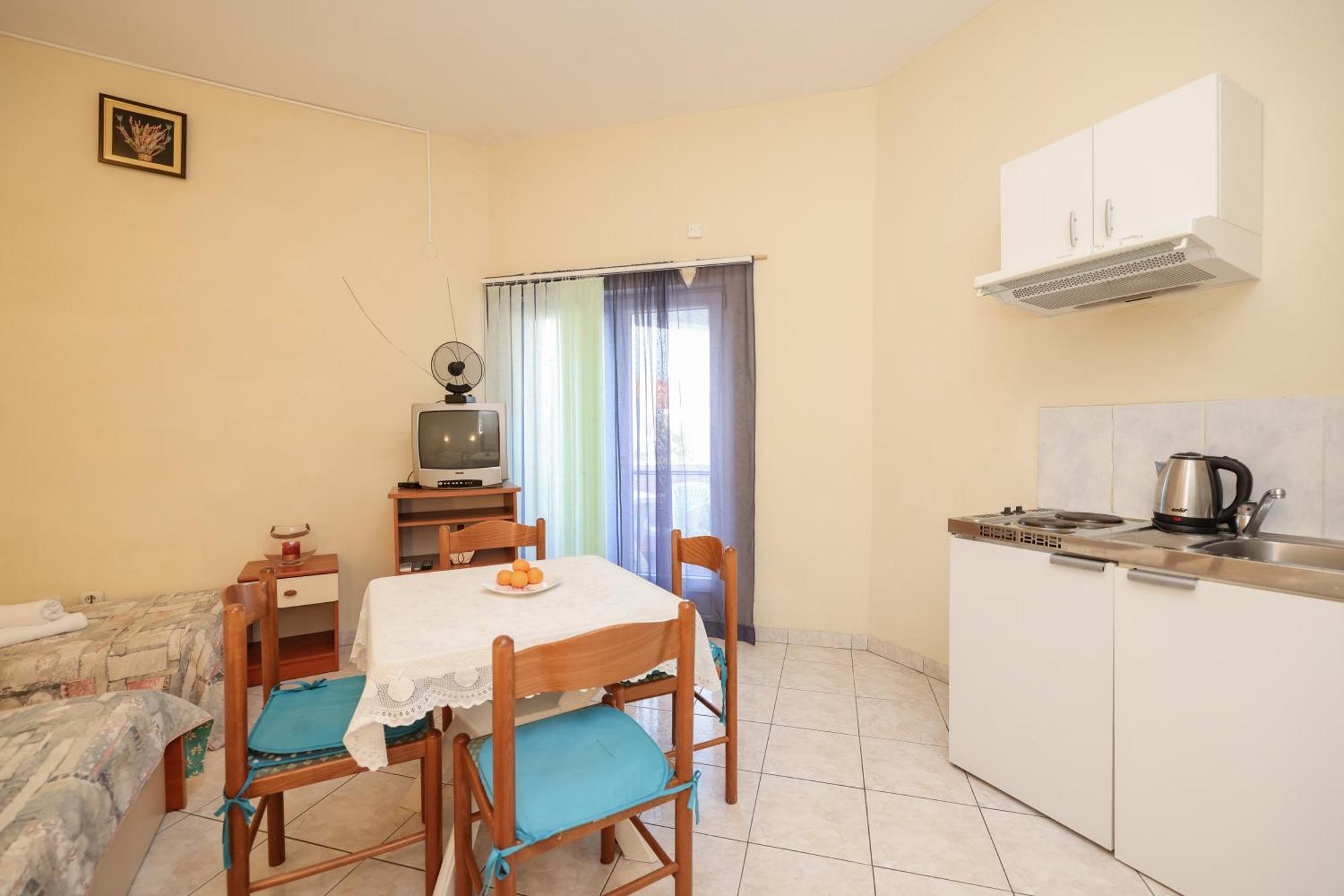 Beachfront Apartments Jermen Sukošan Kültér fotó