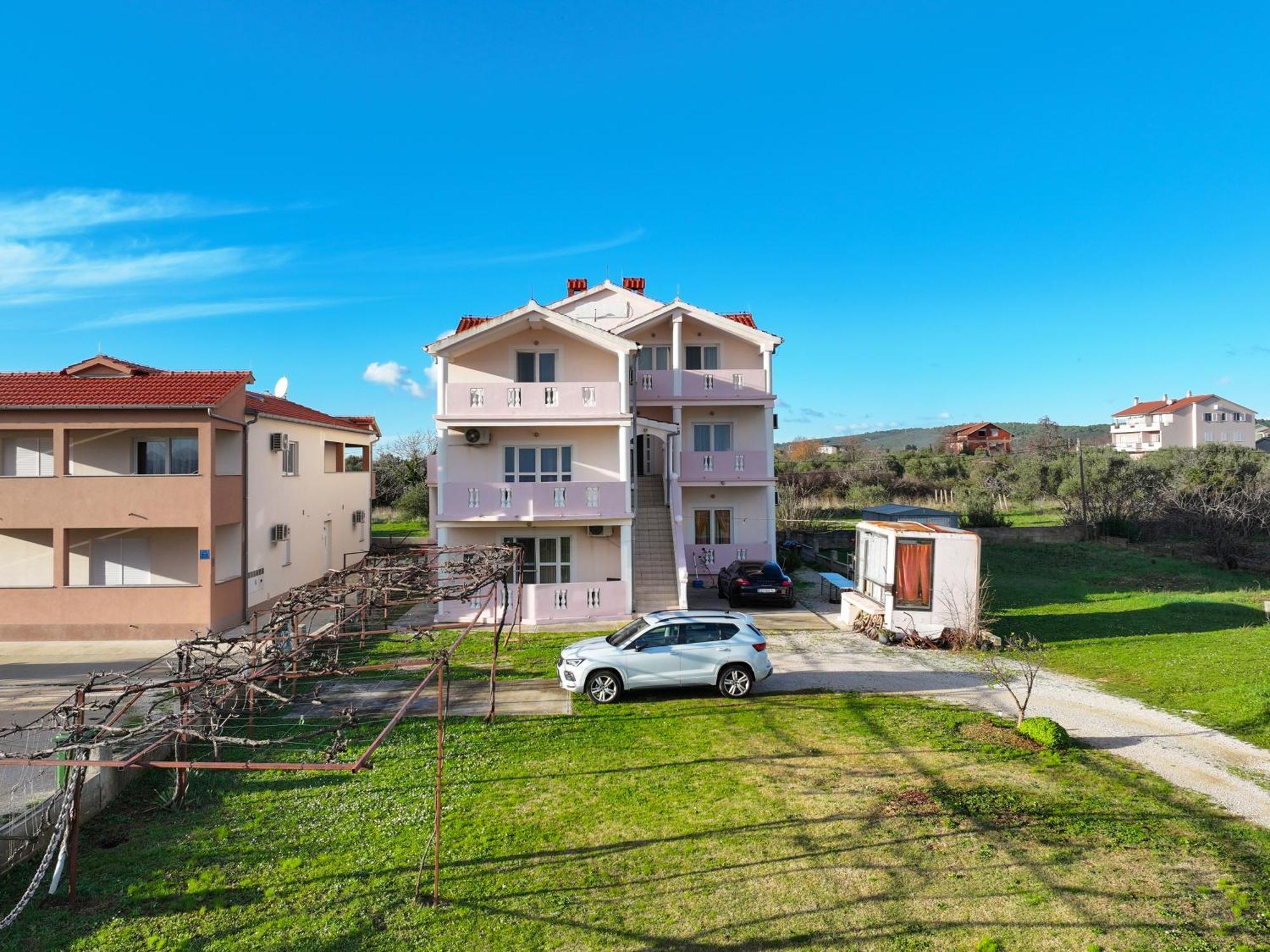 Beachfront Apartments Jermen Sukošan Kültér fotó