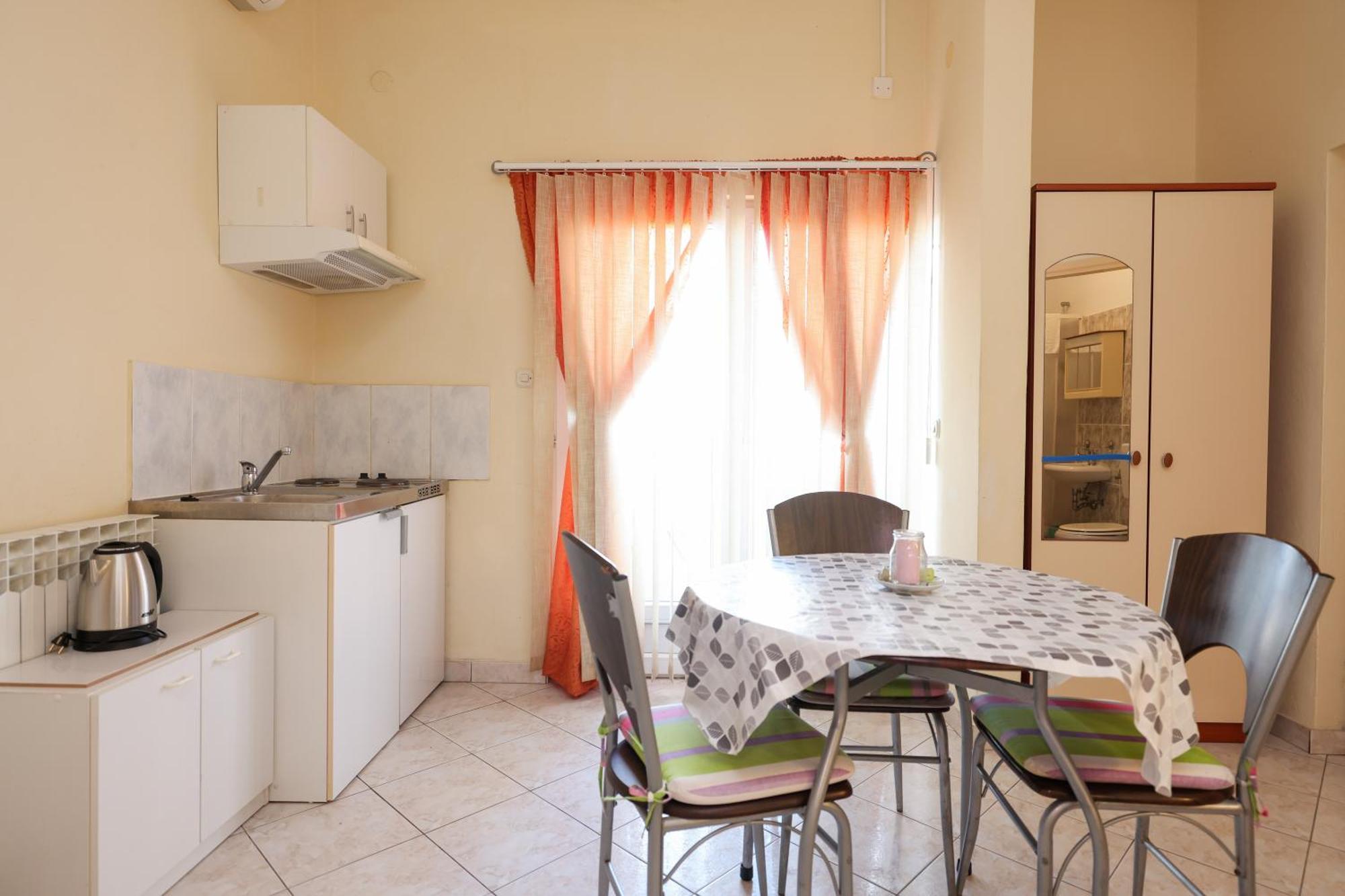 Beachfront Apartments Jermen Sukošan Kültér fotó